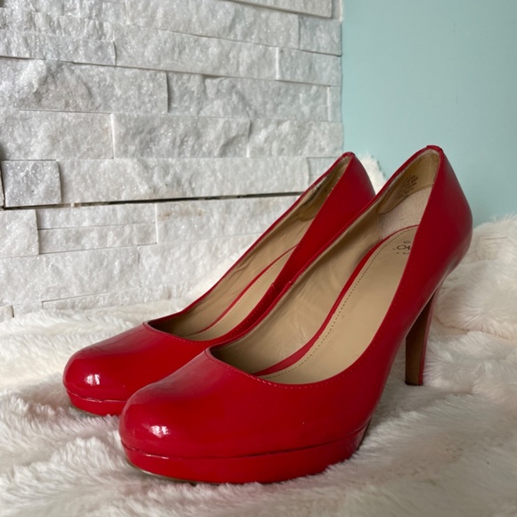 Circa Joan & David “Pearly” Red Patent Leather Heels (7M) - Picture 6 of 6